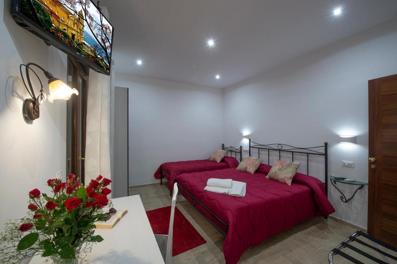 Bed and Breakfast Il Ritrovo Degli Dei Аджерола Экстерьер фото